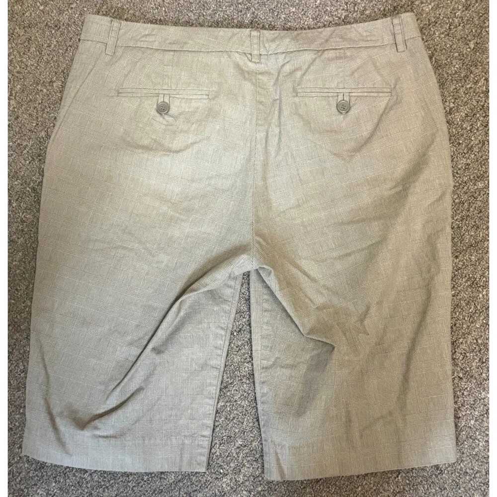 NY&C Bermuda Shorts Womens 8 Gray Plaid Stretch Career Summer Walking Sz 8 - Picture 2 of 5